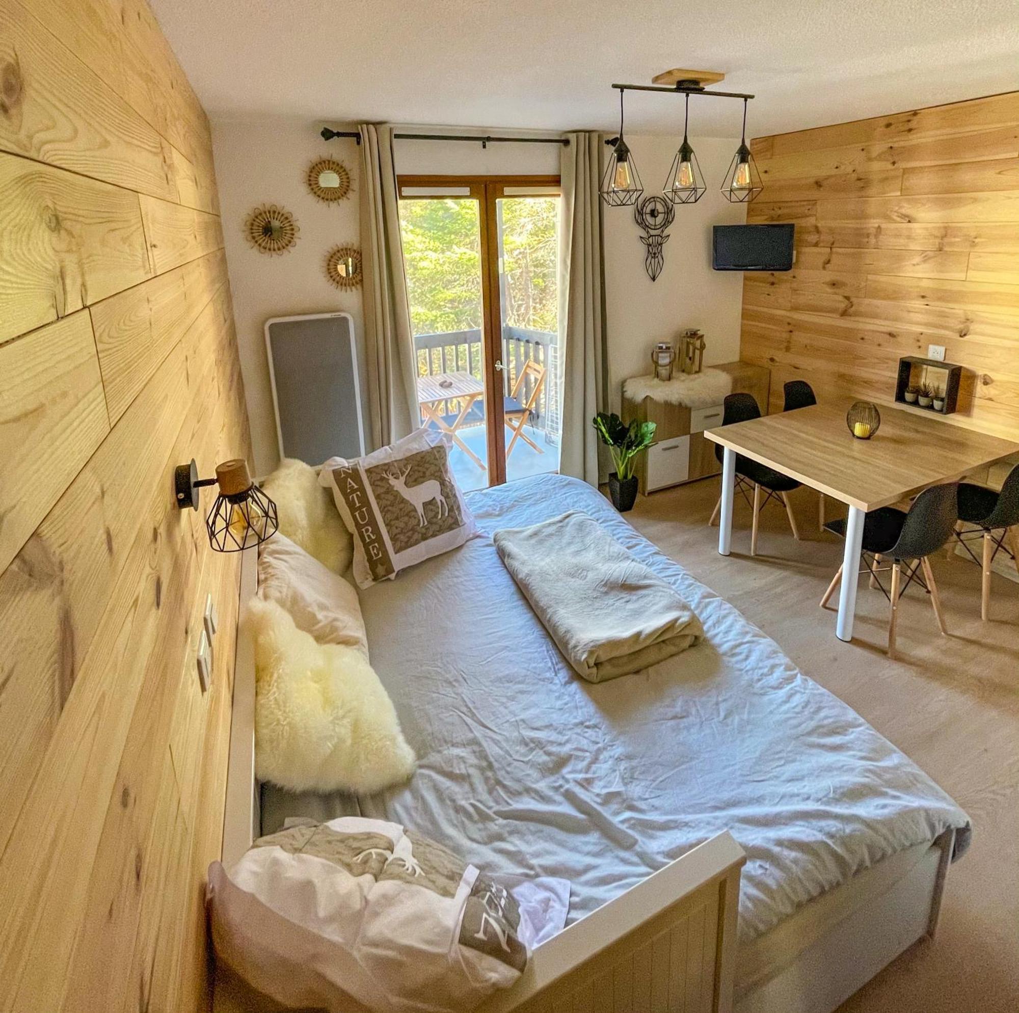 Chalereux Studio A La Montagne Орон Экстерьер фото